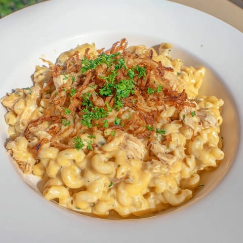 Honey BBQ Chicken Mac Cheese